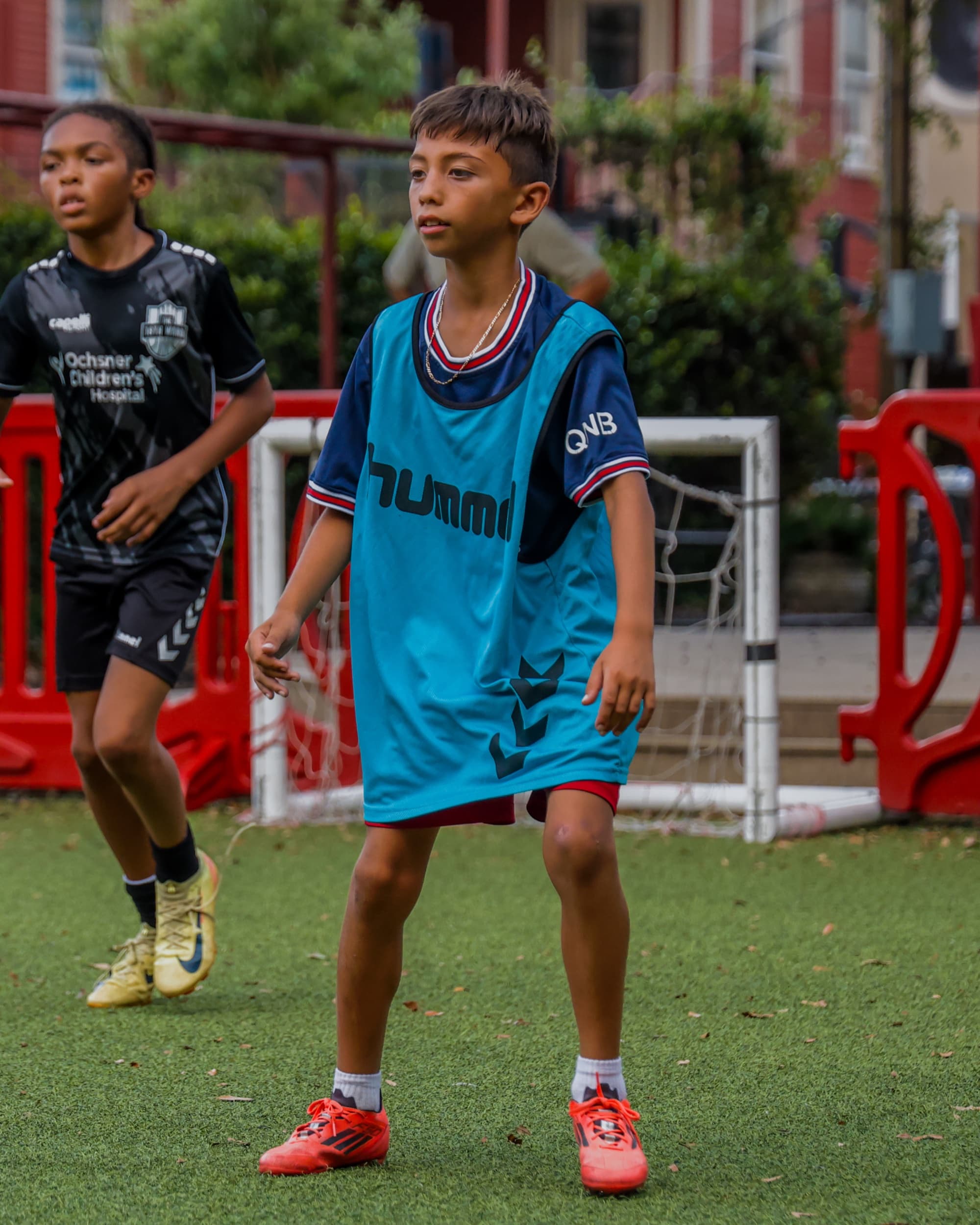 Player in Hummel bib
